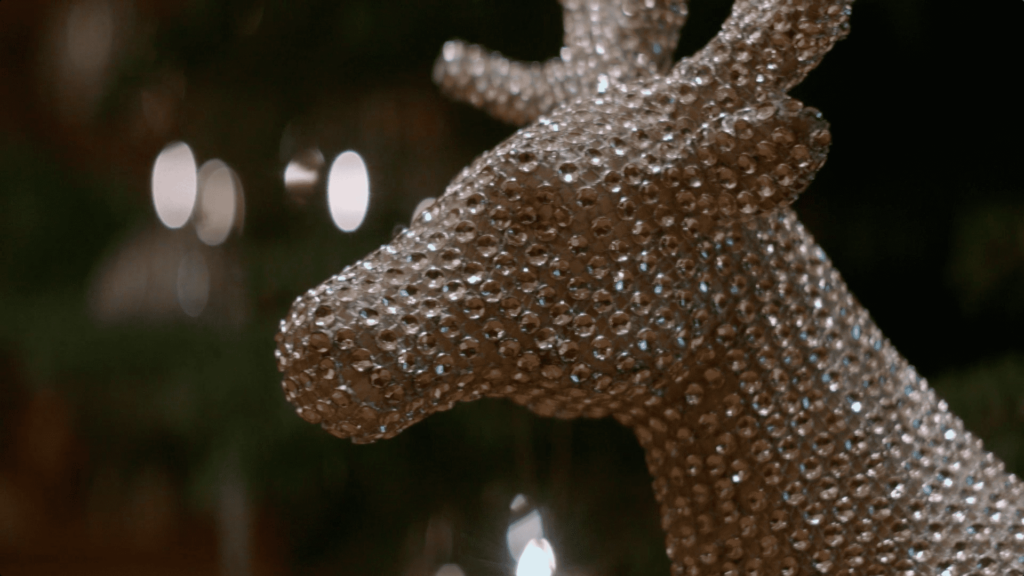 christmas-at-manor-by-the-lake-main-original